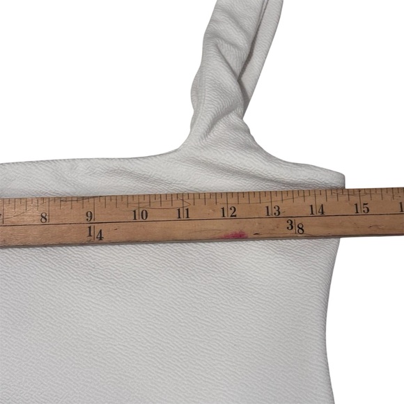 Show me your MuMu Gidget Bodysuit White Size Medium - Picture 11 of 13